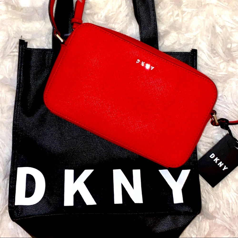 🌹DKNY Camera Bag